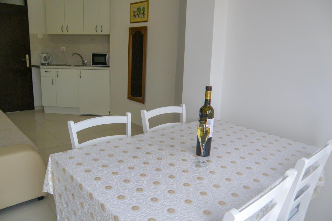 Lada Apartmani Novalja Kültér fotó
